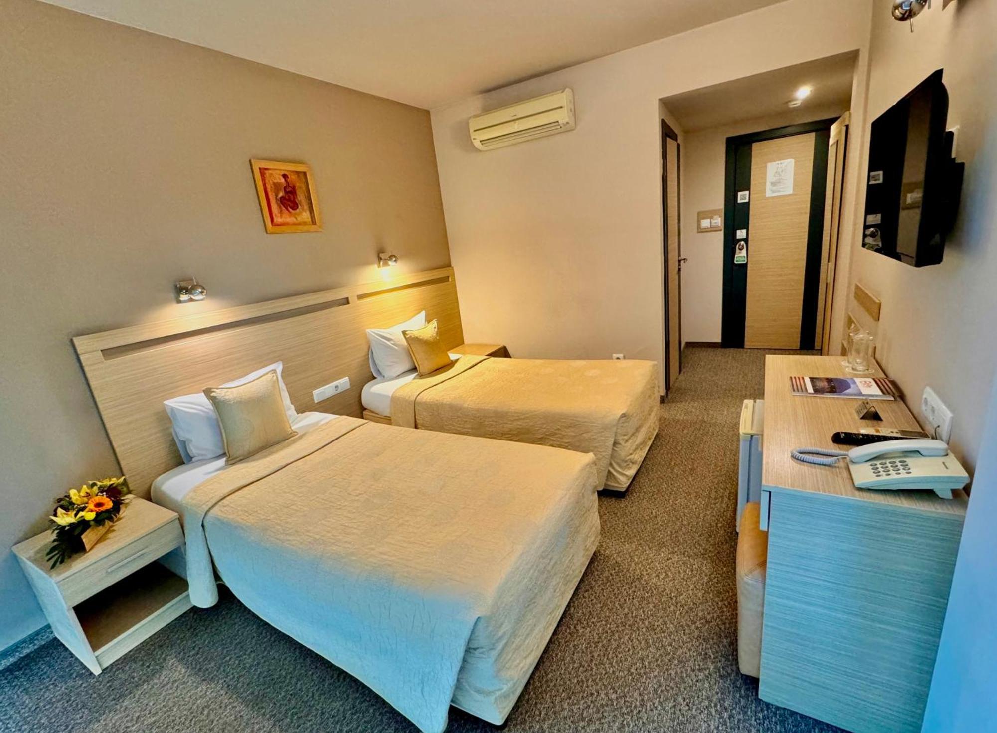 Expo Hotel พลอฟดิฟ ภายนอก รูปภาพ